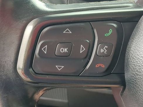 Used 2020 Jeep Wrangler Sport AWD/4WD image 17