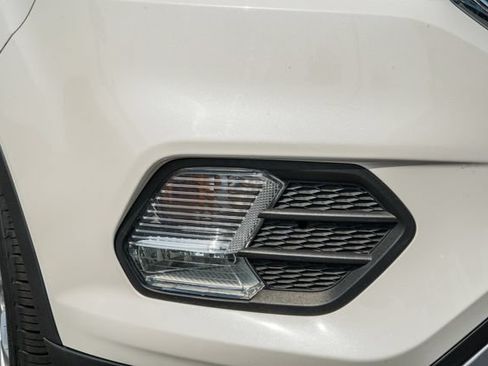 Used 2017 Ford Escape Titanium FWD image 14