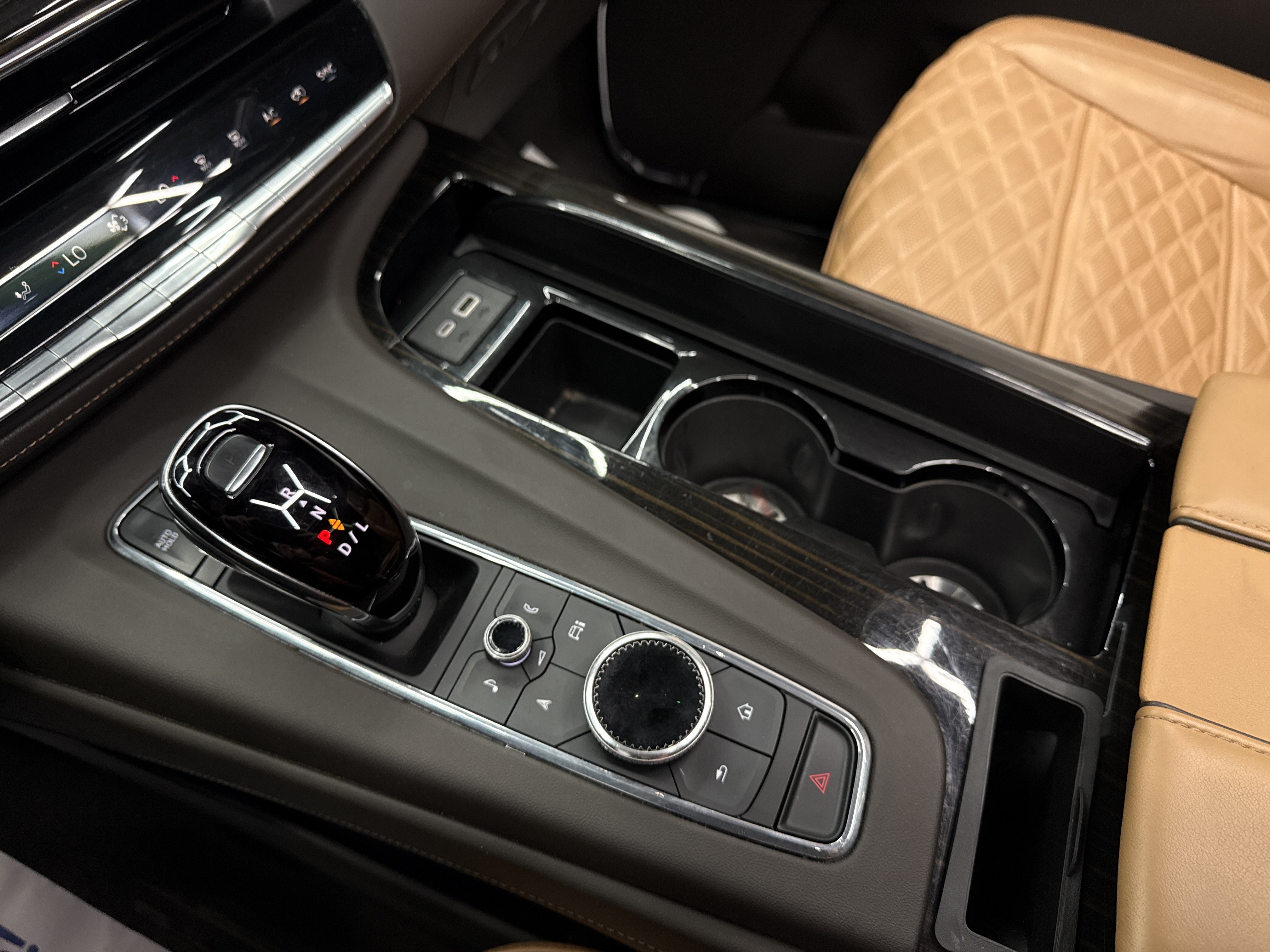 Used 2023 Cadillac Escalade Sport w/ LPO, Floor Liner Package AWD/4WD image 22