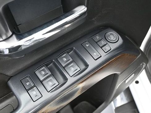 Used 2017 GMC Sierra 2500 Denali AWD/4WD image 20