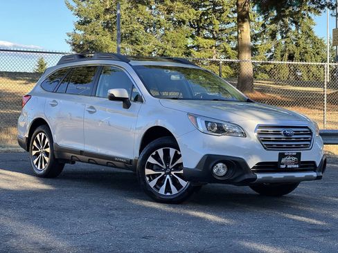 Used 2015 Subaru Outback 2.5i Limited AWD/4WD image 2