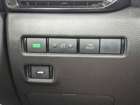 Used 2024 Nissan Sentra SV image 11