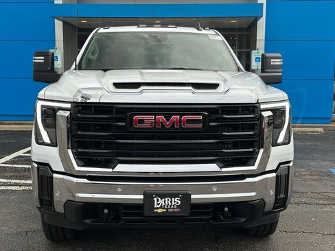 New 2026 GMC Sierra 2500 Pro w/ 1SA Pro Safety Plus Package AWD/4WD image 2