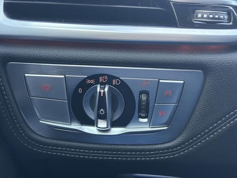 Used 2016 BMW 750i xDrive AWD/4WD image 31