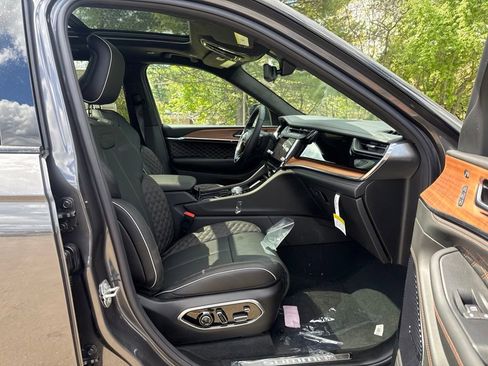 New 2026 Jeep Grand Cherokee Summit AWD/4WD image 31