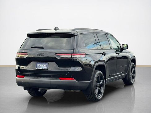 Used 2025 Jeep Grand Cherokee L Limited w/ Luxury Tech Group II AWD/4WD image 8