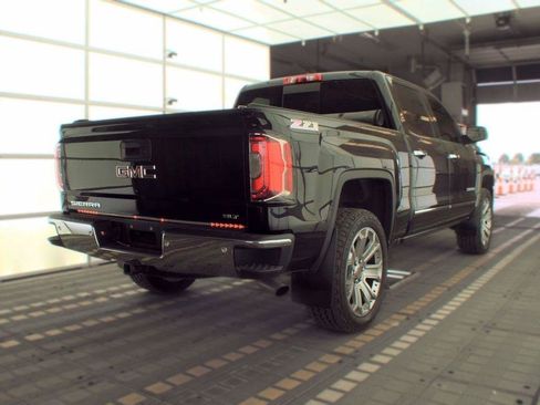 Used 2018 GMC Sierra 1500 SLT AWD/4WD image 8