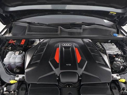 Certified 2025 Audi SQ7 Prestige AWD/4WD image 15