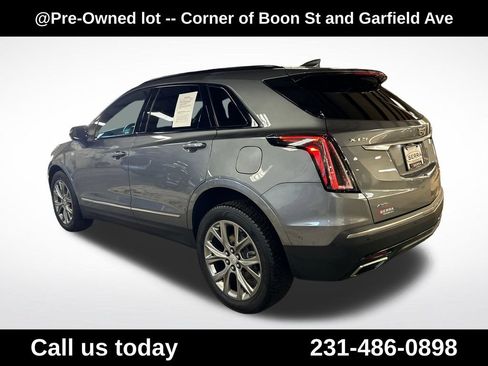 Used 2021 Cadillac XT5 Sportv AWD/4WD image 3