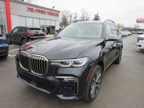 Used 2022 BMW X7 M50i w/ Dynamic Handling Package image 1
