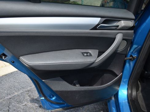 Used 2016 BMW X4 M40i image 38