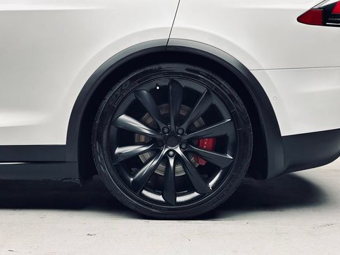 Used 2020 Tesla Model X Performance AWD/4WD image 39