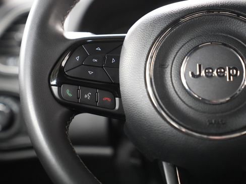 Used 2021 Jeep Renegade Latitude image 19