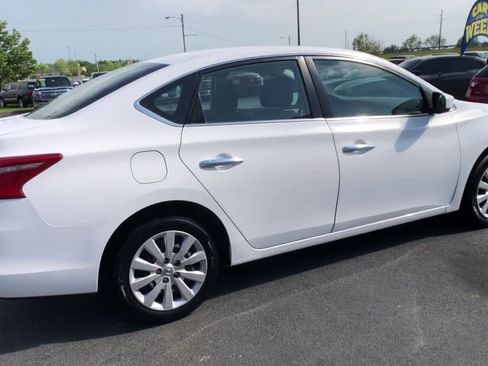 Used 2019 Nissan Sentra S image 8