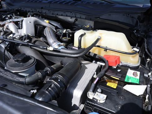 Used 2021 Ford F350 Platinum w/ Tremor Off-Road Package image 51