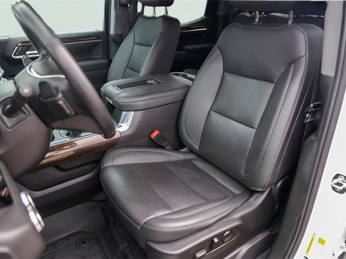 Used 2022 GMC Sierra 1500 Elevation w/ Elevation Premium Package image 10