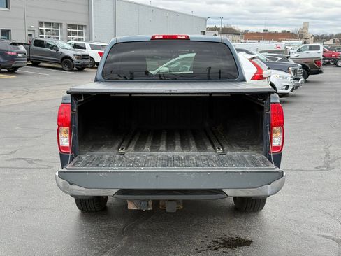 Used 2013 Nissan Frontier SV w/ SV Value Truck Pkg image 32