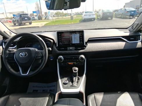 Used 2020 Toyota RAV4 Limited w/ Limited Grade Weather Package image 11