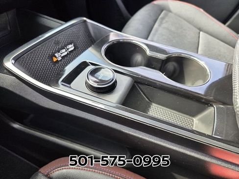 Used 2025 Chevrolet Equinox RS w/ Safety and Technology Package FWD image 28