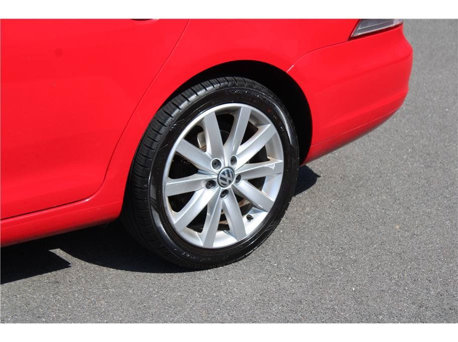 Used 2014 Volkswagen Jetta TDI FWD image 6