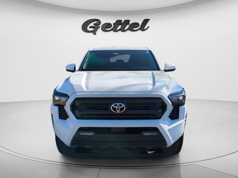 Used 2024 Toyota Tacoma SR5 image 9