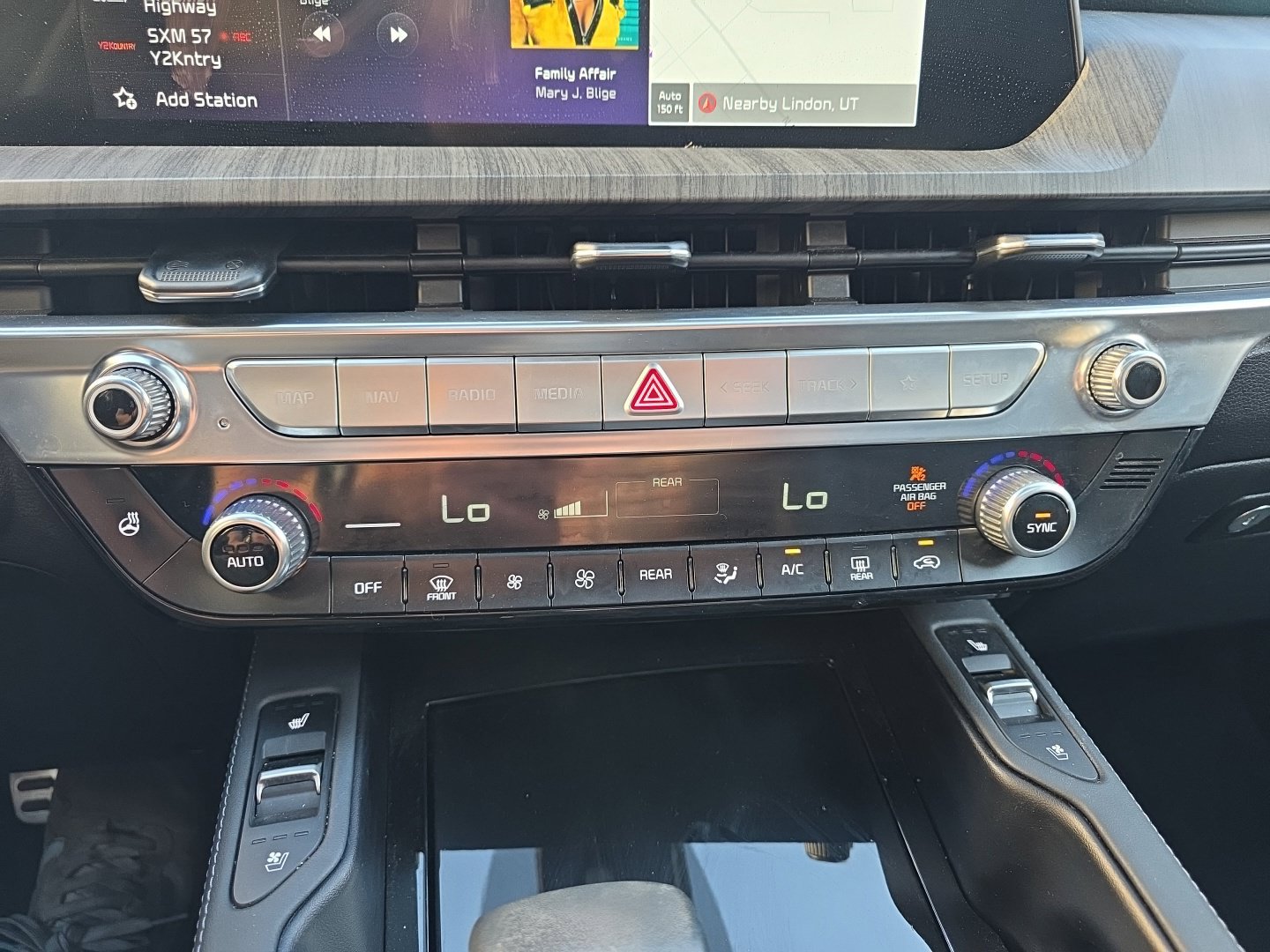Used 2024 Kia Telluride SX Prestige AWD/4WD image 15