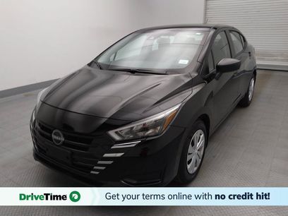 Used 2025 Nissan Versa S w/ Trunk Package