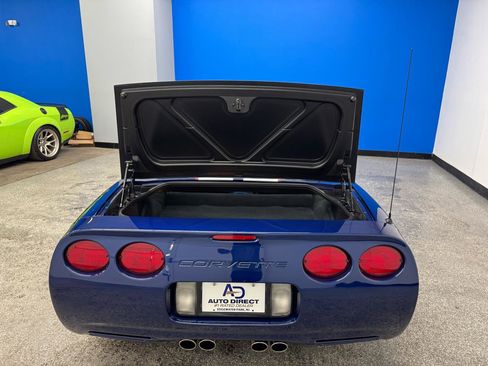 Used 2004 Chevrolet Corvette Z06 w/ Z06 Preferred Equipment Group RWD image 25
