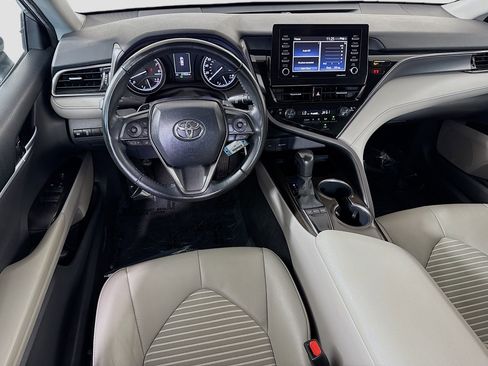 Used 2023 Toyota Camry SE image 17