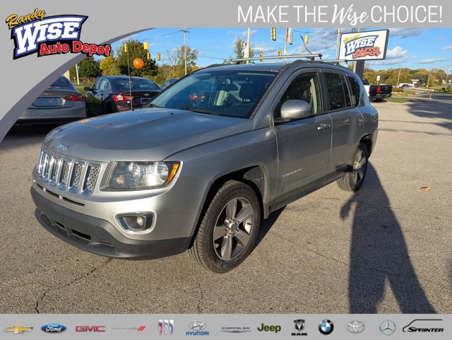 Used 2017 Jeep Compass High Altitude FWD image 7