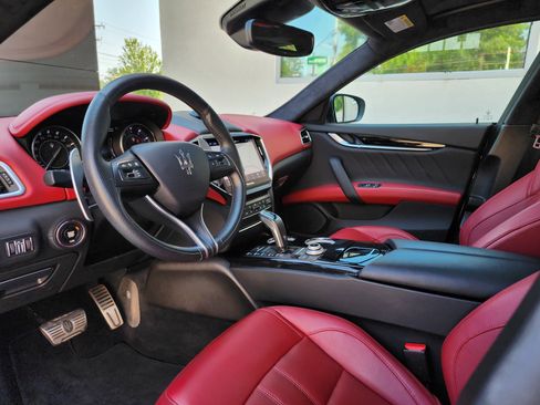 Used 2022 Maserati Ghibli Modena Q4 image 14