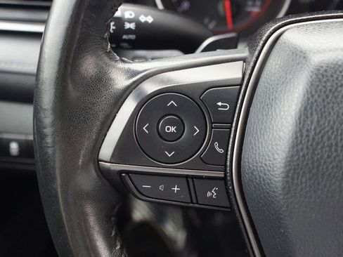 Used 2023 Toyota Camry XSE image 9