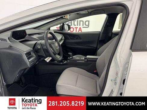 New 2026 Toyota Prius LE image 5