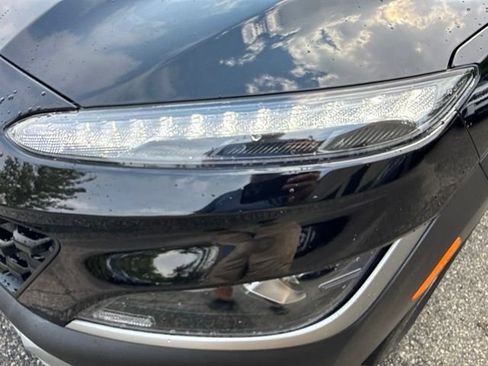 Used 2023 Hyundai Kona SEL w/ Cargo Package AWD/4WD image 25