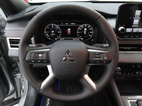 New 2025 Mitsubishi Outlander SEL Black Edition image 14