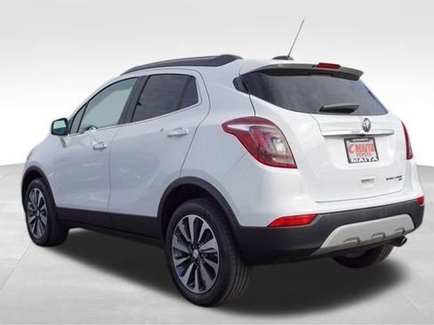 Used 2021 Buick Encore Preferred image 6
