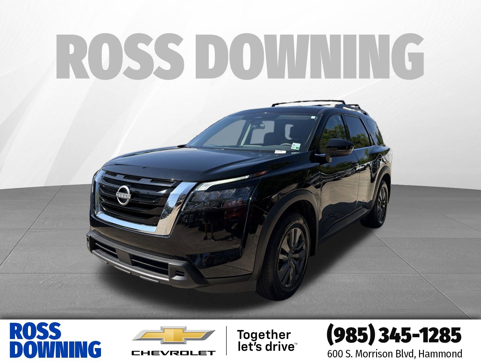 Used 2024 Nissan Pathfinder SV w/ SV Premium Package FWD image 1