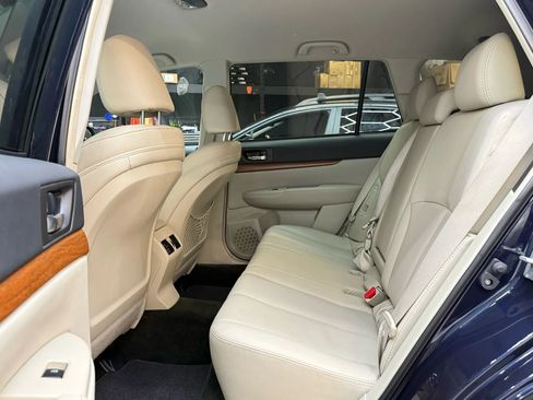 Used 2013 Subaru Outback 2.5i Limited image 10
