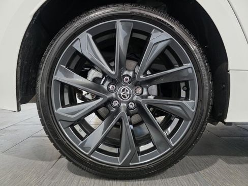 Used 2025 Toyota Corolla SE image 24