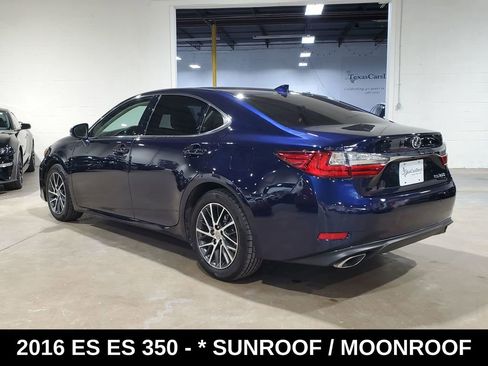 Used 2016 Lexus ES 350 w/ Luxury Package w/Wood Trim image 11