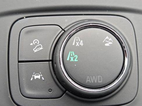Used 2023 GMC Terrain SLE w/ Driver Convenience Package AWD/4WD image 5