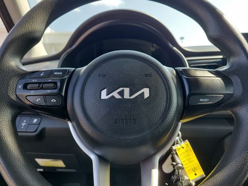 Used 2022 Kia Rio LX FWD image 18