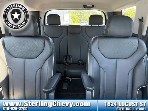 Used 2025 Hyundai Palisade SEL AWD/4WD image 13