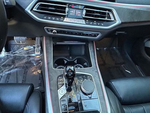 Used 2022 BMW X5 sDrive40i w/ M Sport Package image 47