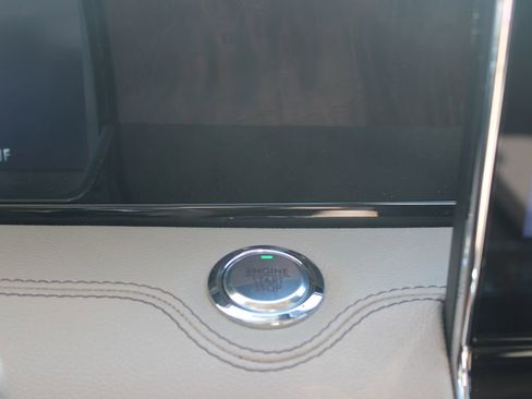 Used 2024 Lincoln Navigator L Reserve AWD/4WD image 42