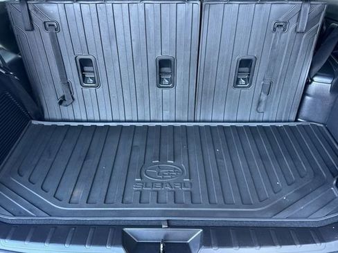 Used 2022 Subaru Ascent Limited image 18