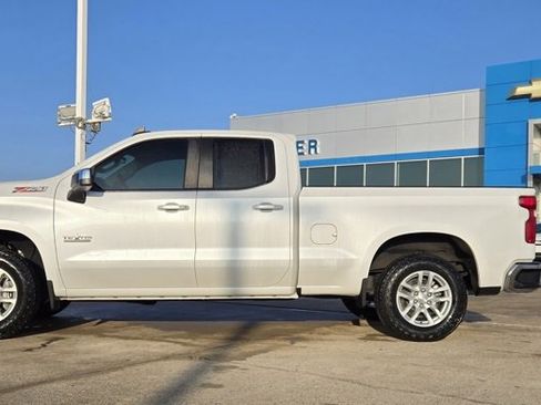 Used 2019 Chevrolet Silverado 1500 LT w/ Texas Edition image 3