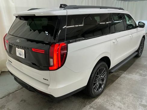 New 2026 Ford Expedition Max Platinum w/ Stealth Appearance Package AWD/4WD image 3