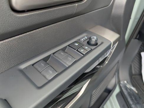 New 2026 Toyota Tundra Limited AWD/4WD image 10