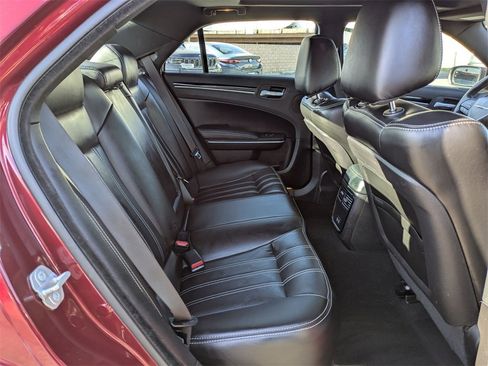 Used 2023 Chrysler 300 S image 31